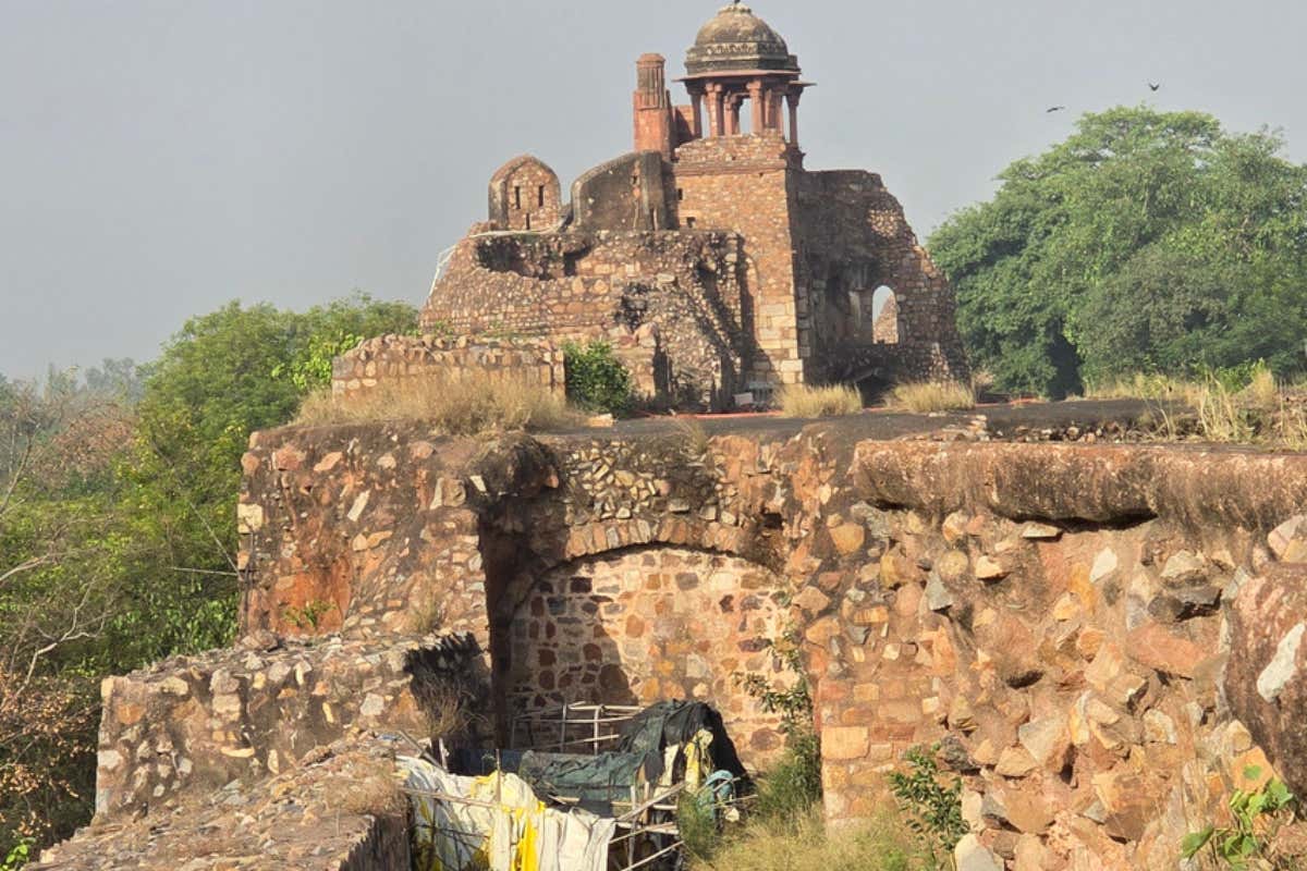 Le rovine del Purana Qila (che significa "Vecchio Forte") a Nuova Delhi